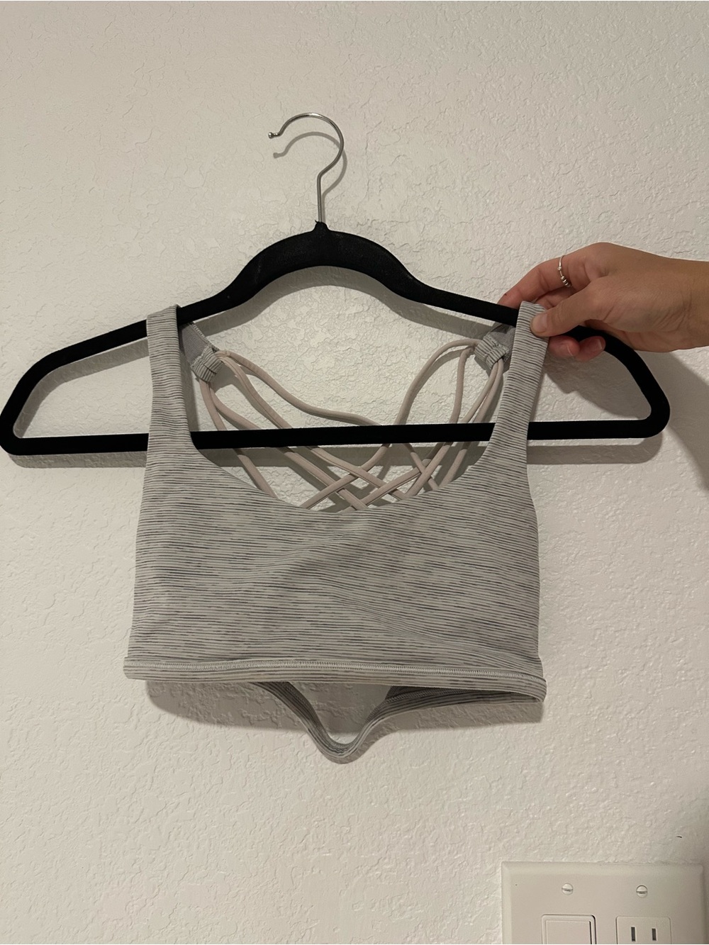 Lululemon Free to Be Bra Size 4